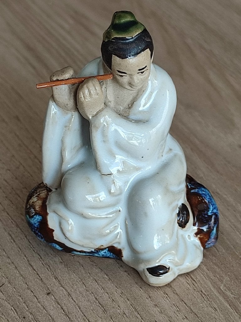 Vintage Chinees beeldje van Mudman - Fluitspeler 9 cm, Ophalen, Zo goed als nieuw