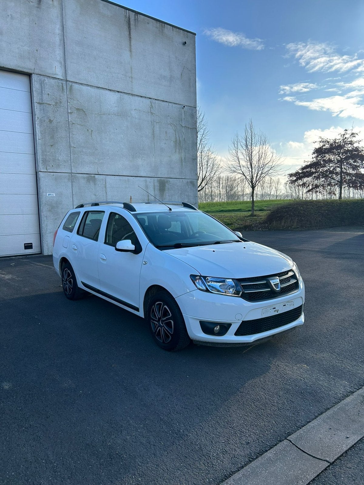 Dacia Logan 0,9 Benzine 2014 km 117120 1j garantie, Auto's, Dacia, Euro 5, Logan, USB, Bedrijf