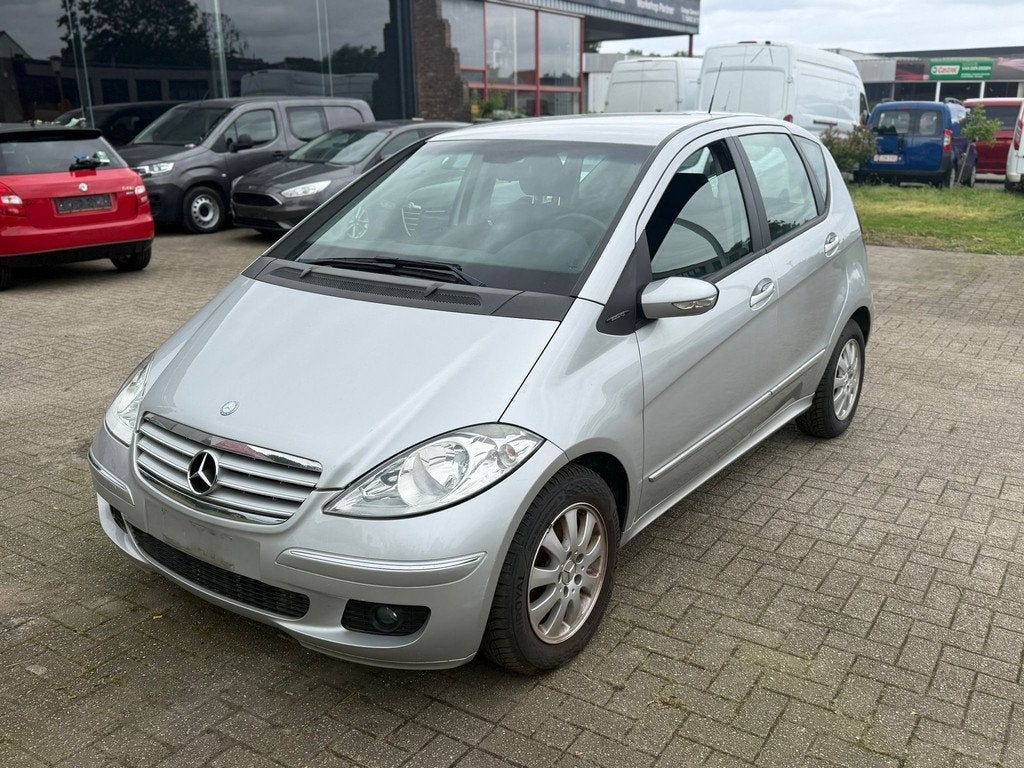Mercedes-Benz, Autos, Entreprise, https://public.car-pass.be/vhr/84cbd165-122c-4705-a4e3-4bf0a19bcf42, Boîte manuelle, Noir