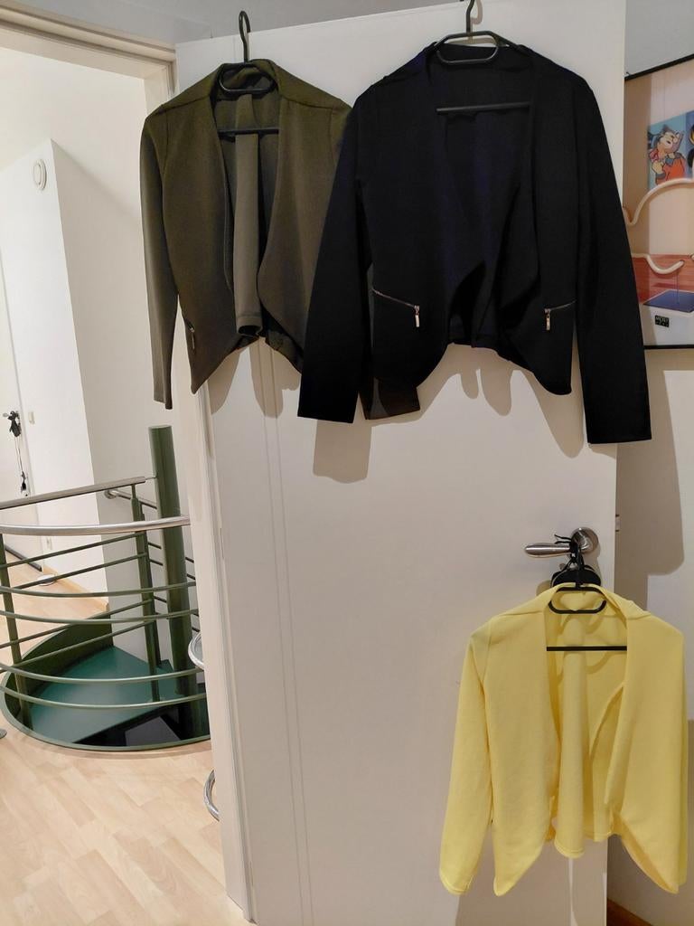 3 vestes sans boutons à l'état neuf, Vêtements | Femmes, Enlèvement ou Envoi, Jaune