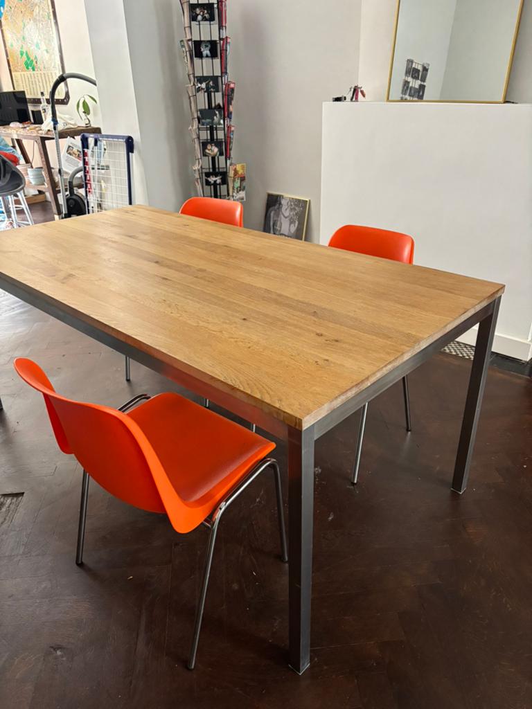 Table à manger en bois - acier inoxydable, Maison & Meubles, 150 à 200 cm, Cinq personnes ou plus, Comme neuf, Enlèvement