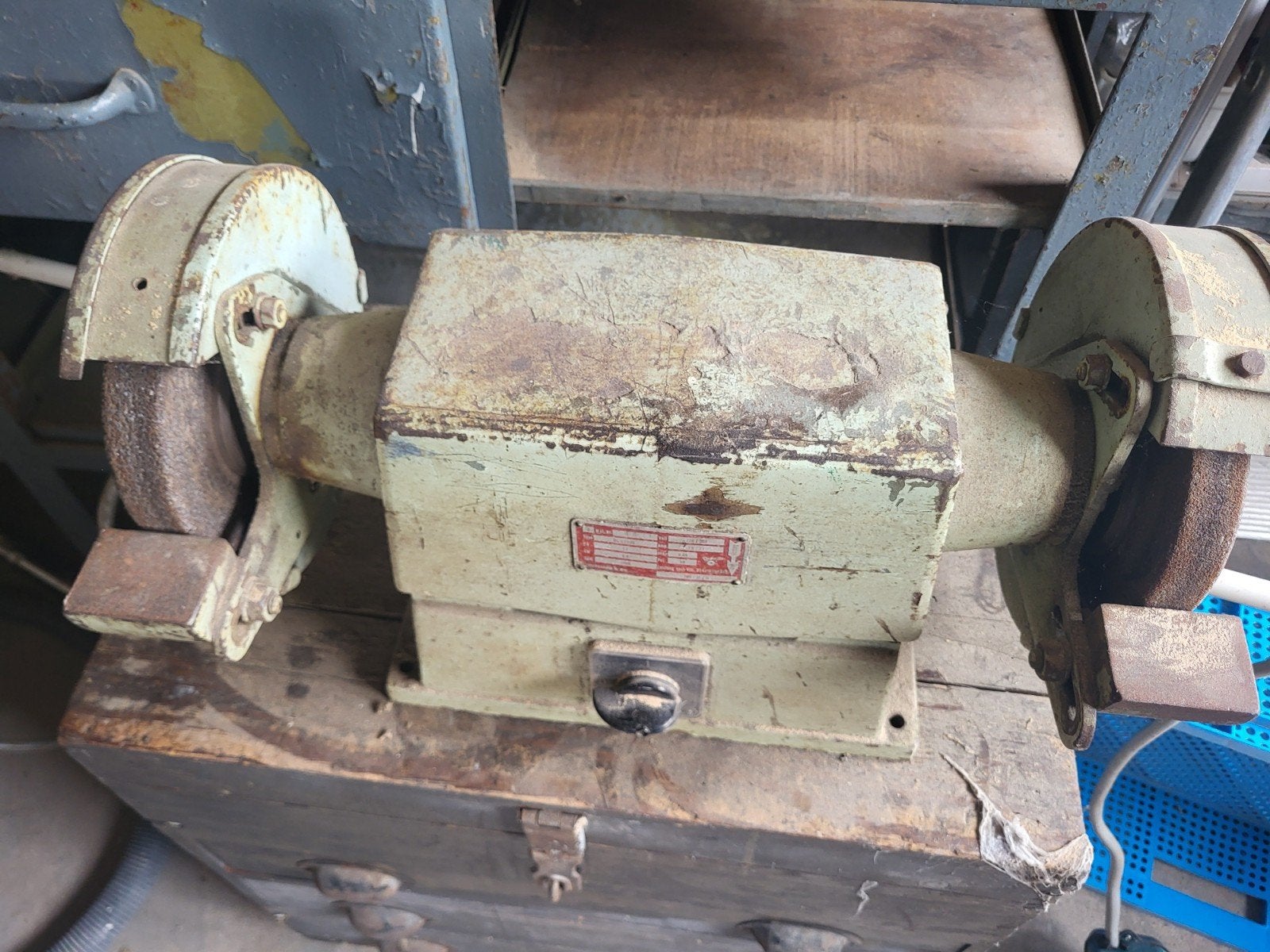 Meule Rema, Bricolage & Construction, Outillage | Meuleuses, Enlèvement, Utilisé, 1000 watts ou plus, Banc de travail