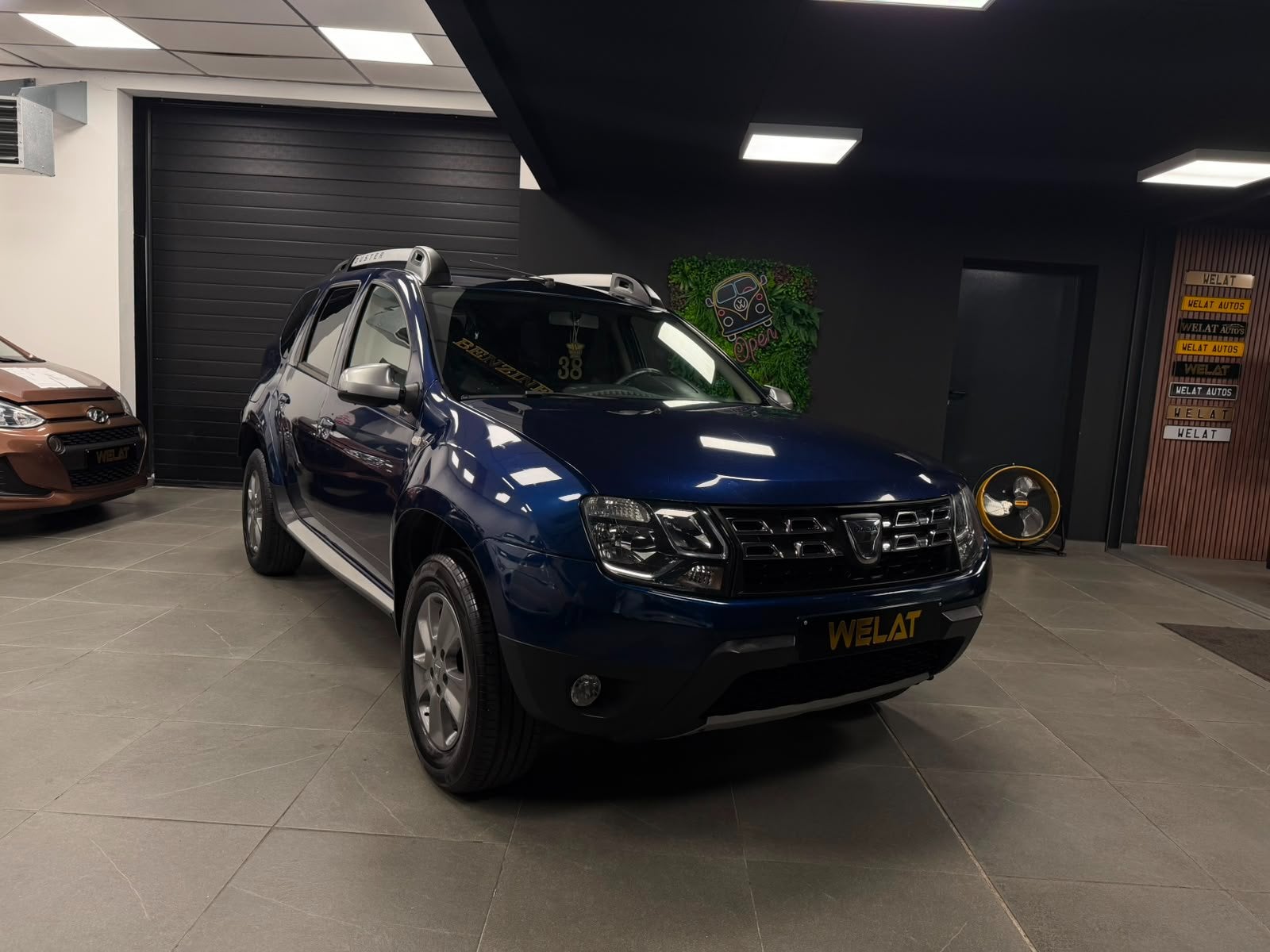 DACIA DUSTER 2018 BENZINE 92.000 KM, Auto's, Gebruikt, Euro 6, Emergency brake assist, Duster