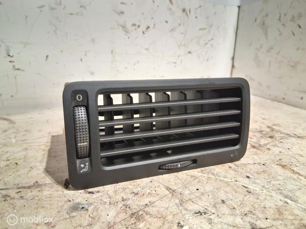Ventilatierooster rv VW Bora 1.6-16V ('98-'06) 1j1819710B, Auto-onderdelen, Gebruikt, Volkswagen, Ophalen of Verzenden, Volkswagen