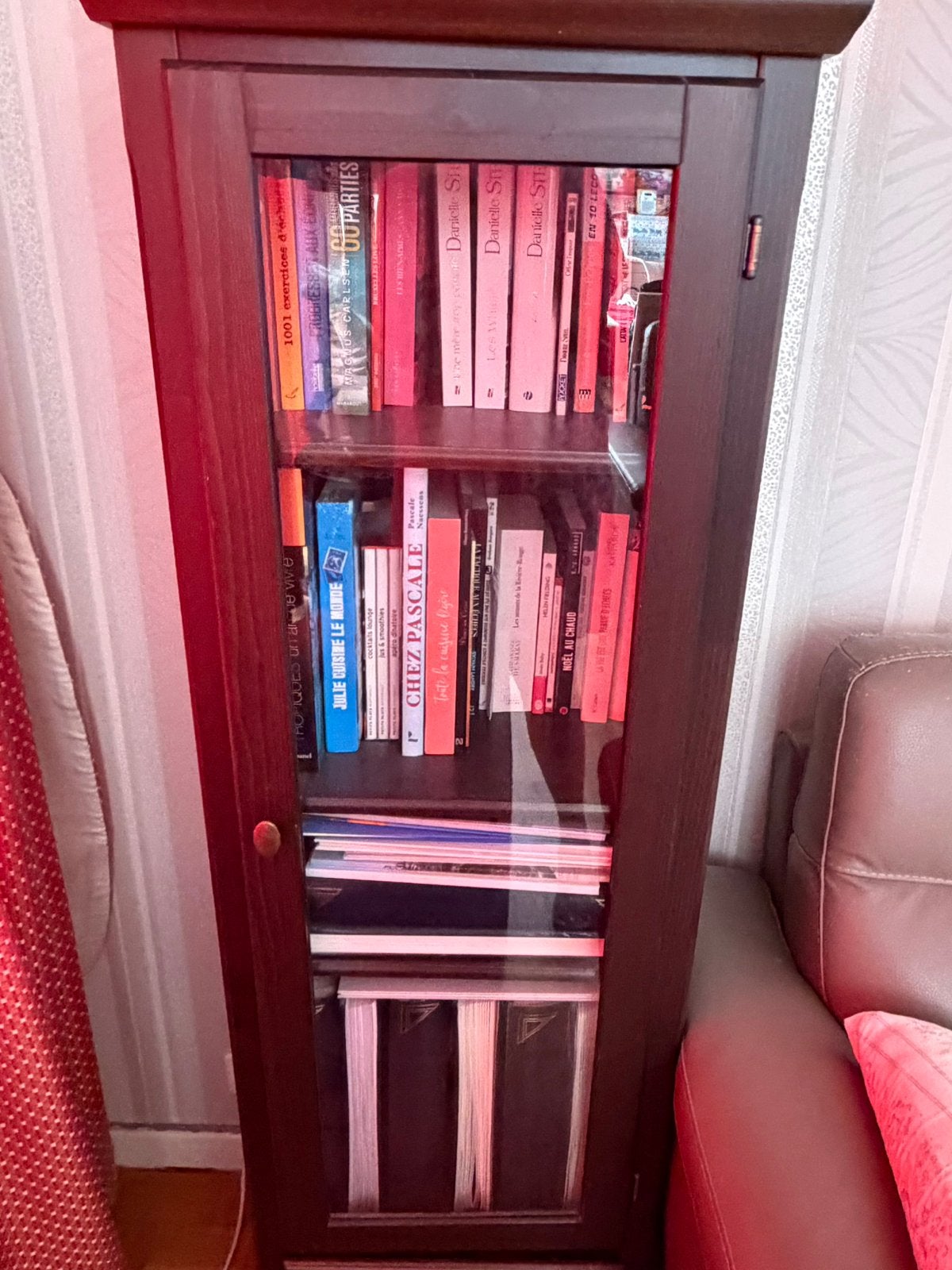 Bibliothèque, Enlèvement, Comme neuf