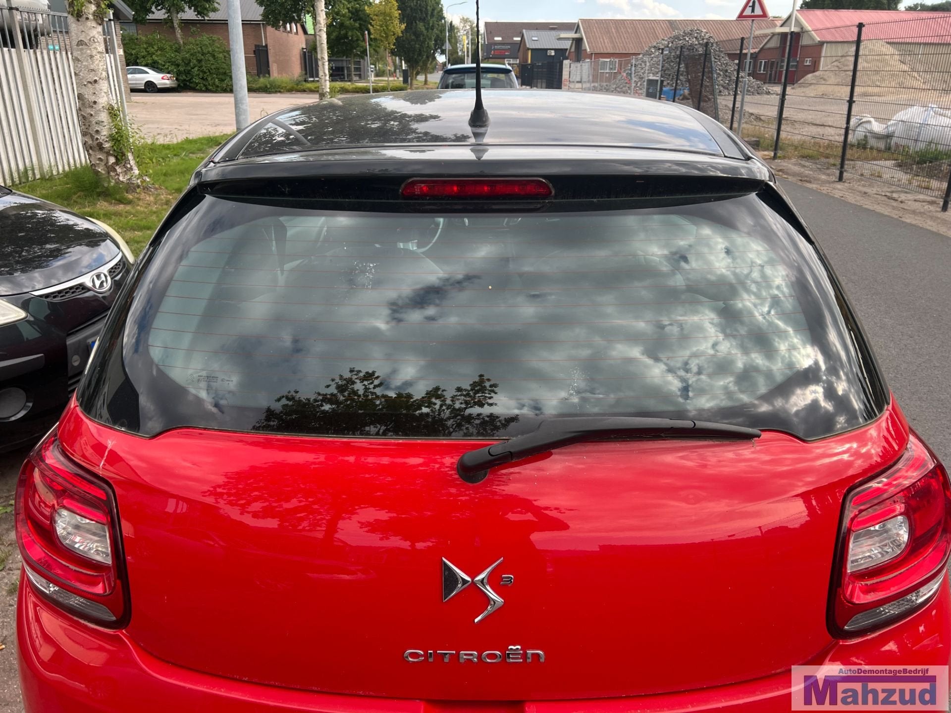 CITRO N DS3 rood KKN EXY achterklep 2010-2015, Auto-onderdelen, Gebruikt, Citroën, Taurusavenue 1
2132 LS  Hoofddorp, NL, Privacyrights-citroen@mpsa.com