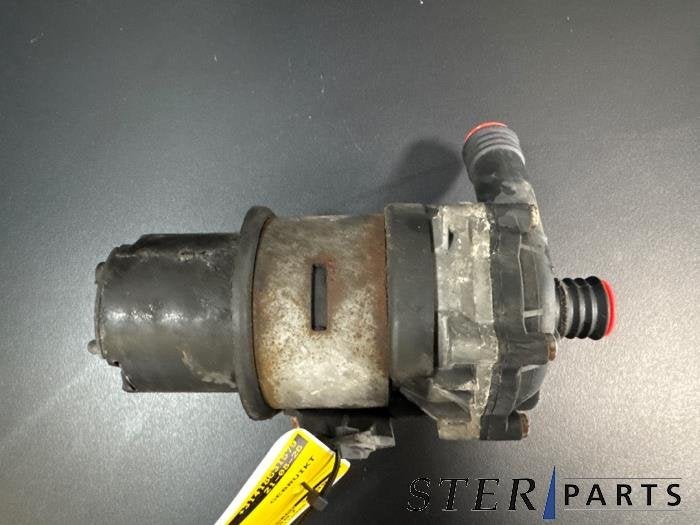 Pompe à eau d'un Mercedes CLS-Klasse, 3 mois de garantie, Utilisé, -, -