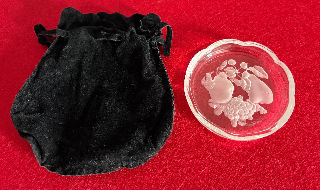 Sous Verre Cristal Val St Lambert avec Pochette, Enlèvement ou Envoi
