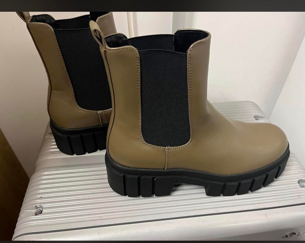 Nieuw only maat 41, Overige kleuren, Lage of Enkellaarzen, Nieuw, Ophalen of Verzenden