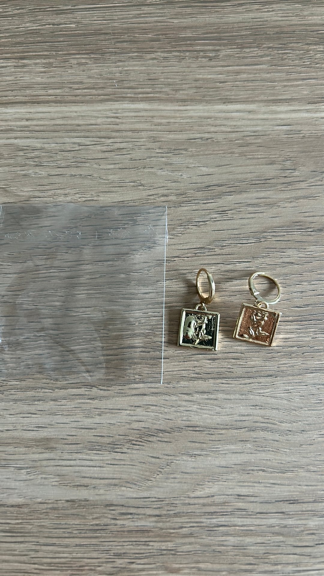 Oorbellen, Bijoux, Sacs & Beauté, Bracelets à breloques, Enlèvement, Neuf, Or, Autres marques
