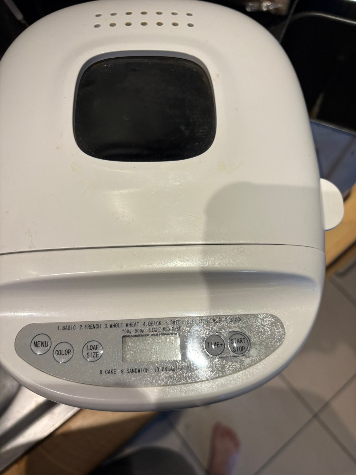 Domo broodmachine 700g  - 900g, Met timer, Gebruikt, Ophalen of Verzenden, 400 tot 800 gram deeg