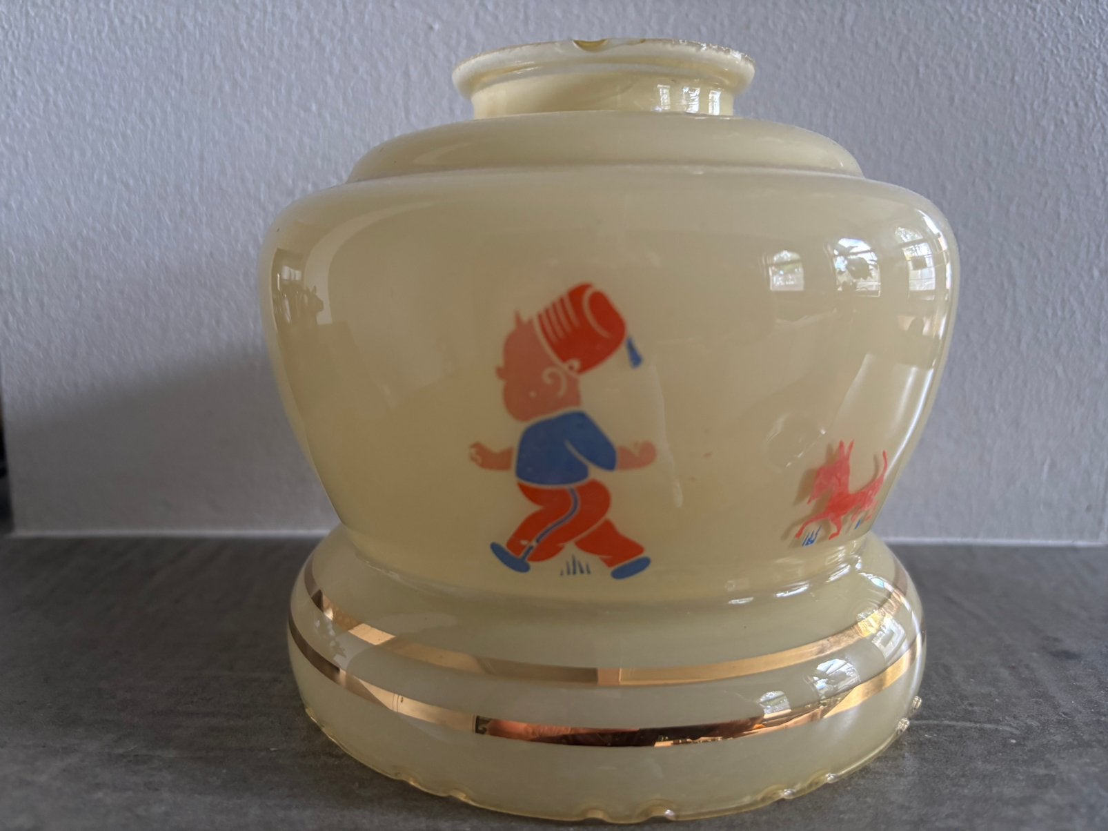 4 vintage kinderkamer lampenkapjes van melkglas, Ophalen