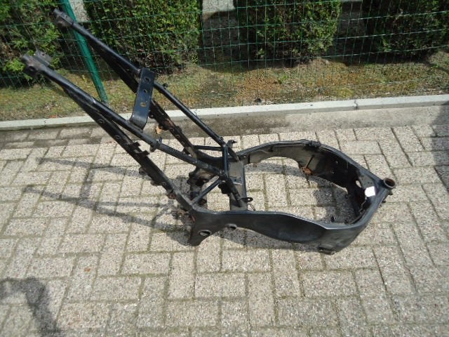 RF900 1993 - 1996 Suzuki Frame D1-15700, Motos