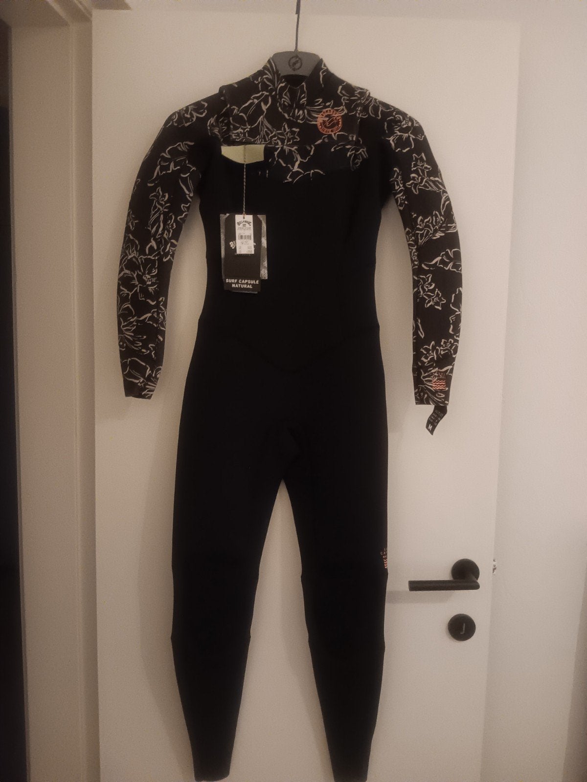 Wetsuit, Sports nautiques & Bateaux, Planche à voile sur vague, Enlèvement ou Envoi, Neuf, Autres types