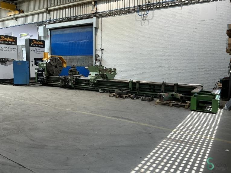 Horizontale draaibanken TOS SU 125x8000mm 1991, Zakelijke goederen, Machines en Bouw | Metaalbewerking
