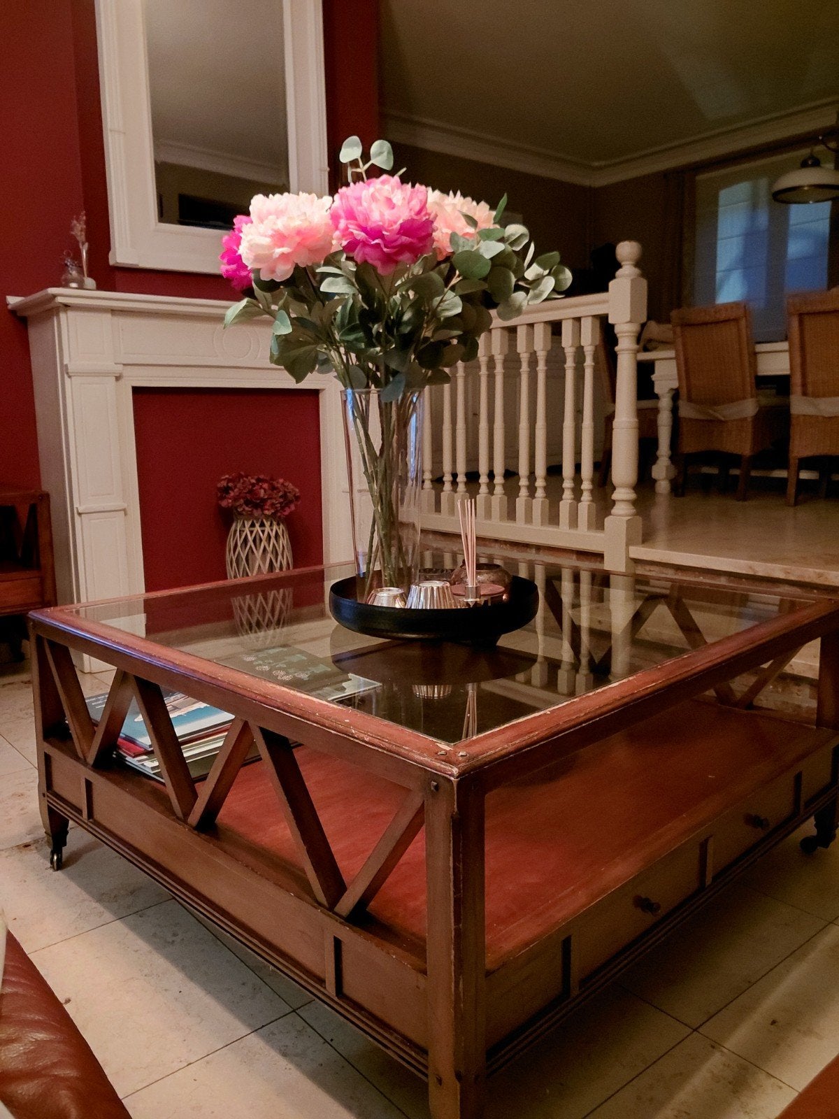 grande table basse mobile de couleur noyer et petit accessoi, 50 – 75, Cerisier, 50 à 100 cm, Carré