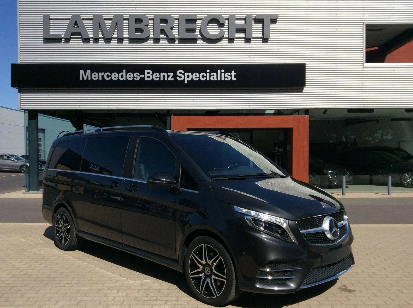 Mercedes-Benz V-Class 250 MWB Avantgarde * AMG * 360camera, Autos, Argent ou Gris, Achat, Euro 6, Entreprise