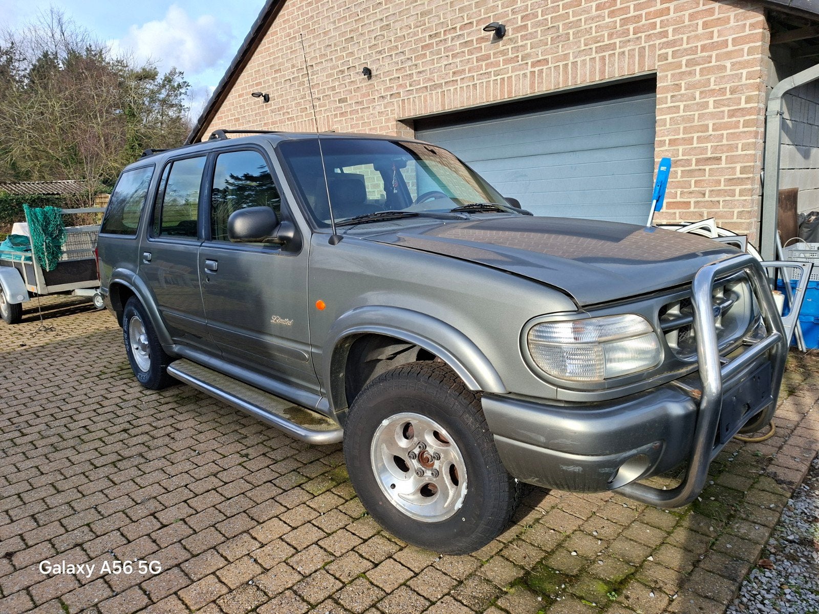 Ford Explorer 4.0 bj 2000 voor onderdelen of export, Auto's, Explorer, Leder, Bruin, 5 deurs