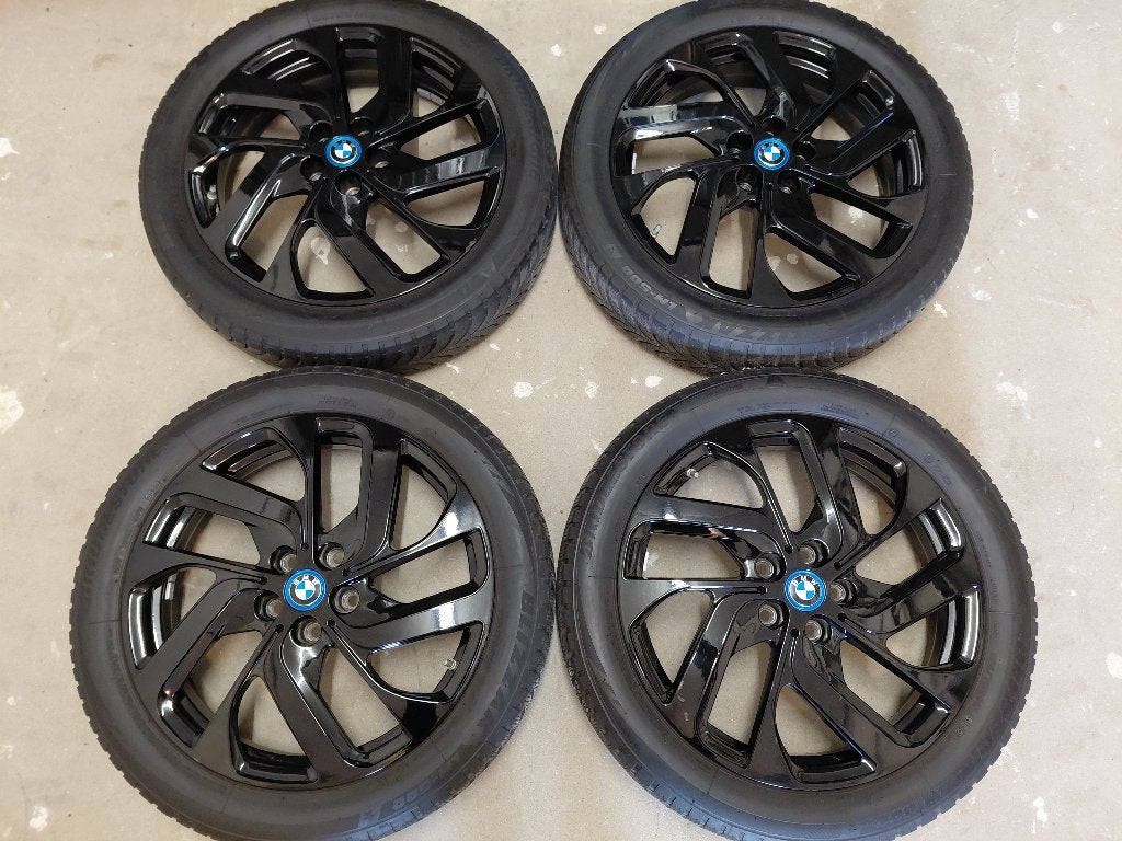 Originele 19 inch velgen met winterbanden BMW i3, Gebruikt, 155 mm, Banden en Velgen, Winterbanden