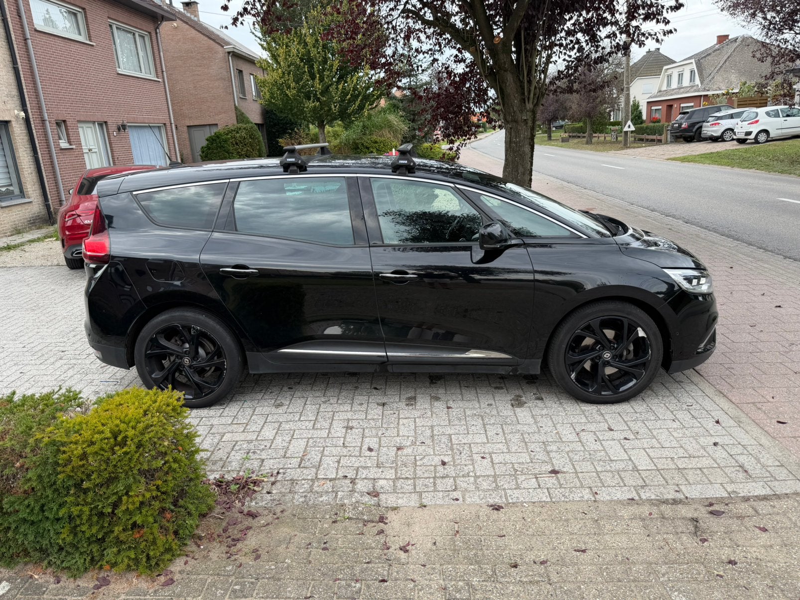 RENAULT GRAND SCÉNIC – 1.7 DIESEL – AUTOMAAT – 7 ZITPL– 2020, Auto's, Automaat, https://public.car-pass.be/., Bedrijf, Diesel