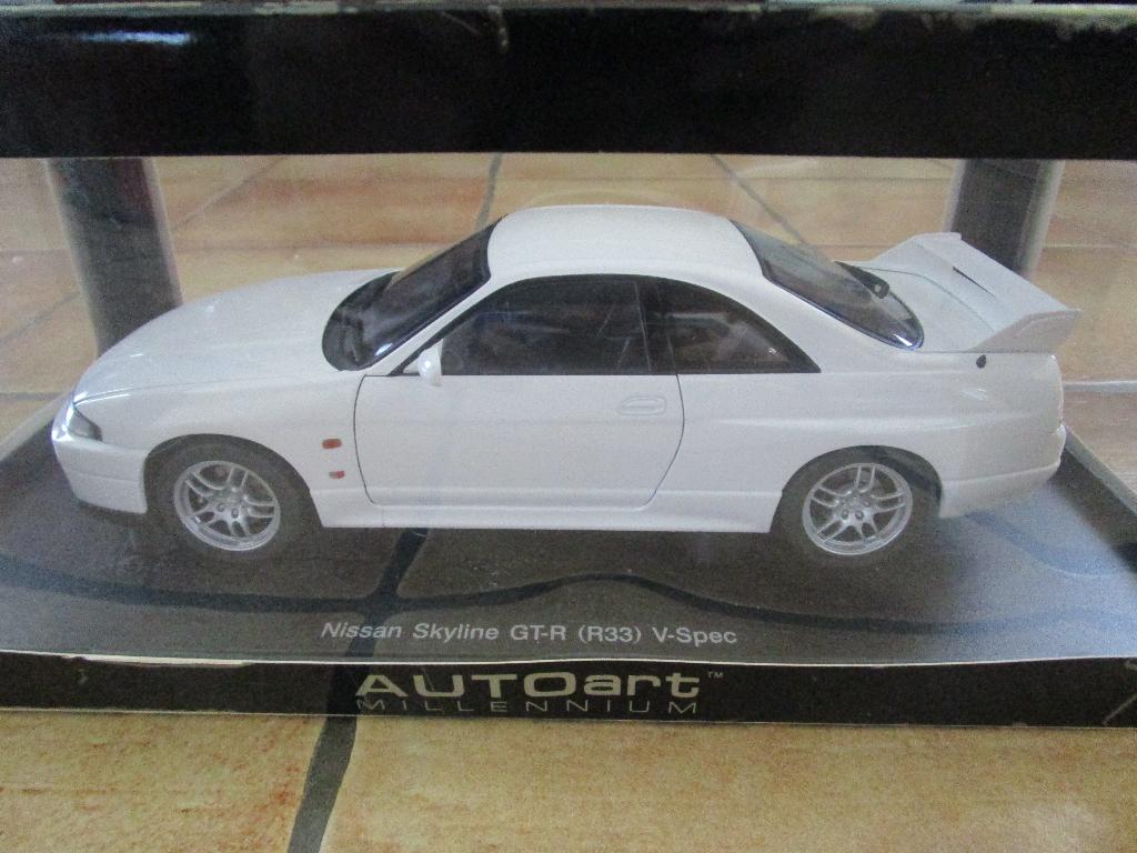 autoart 1:18 nissan r33 gt-r wit, Enlèvement ou Envoi, Utilisé, Voiture, Autoart