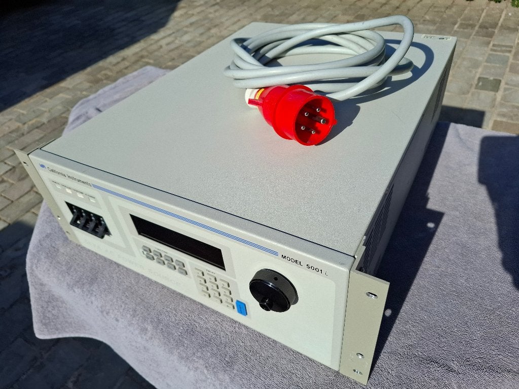 Alimentation AC/DC professionnelle, Enlèvement, Utilisé