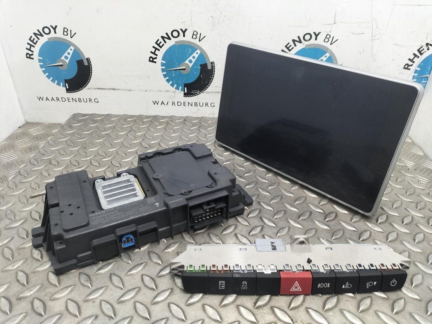IVECO DAILY 40C18 40 NAVIGATIE 5803254443, 5803094704, 58030, Enlèvement ou Envoi, Utilisé, ARN reconnu
