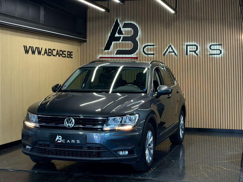 Volkswagen Tiguan 1.4 TSI Sport * GARANTIE 12 MOIS * 1ER PRO, Auto's, Stof, Gebruikt, 4 cilinders, Bedrijf