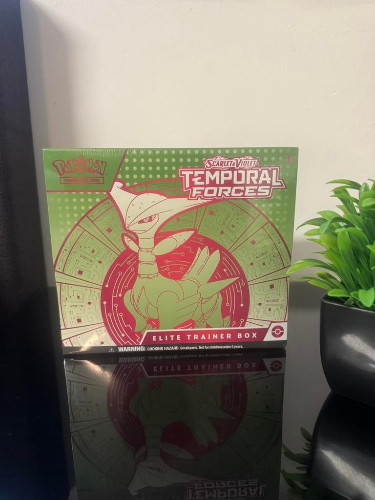 Sealed Nieuw - Temporal Forces Elite Trainer Box ETB Pokemon, Ophalen of Verzenden, Nieuw, Booster, Foil