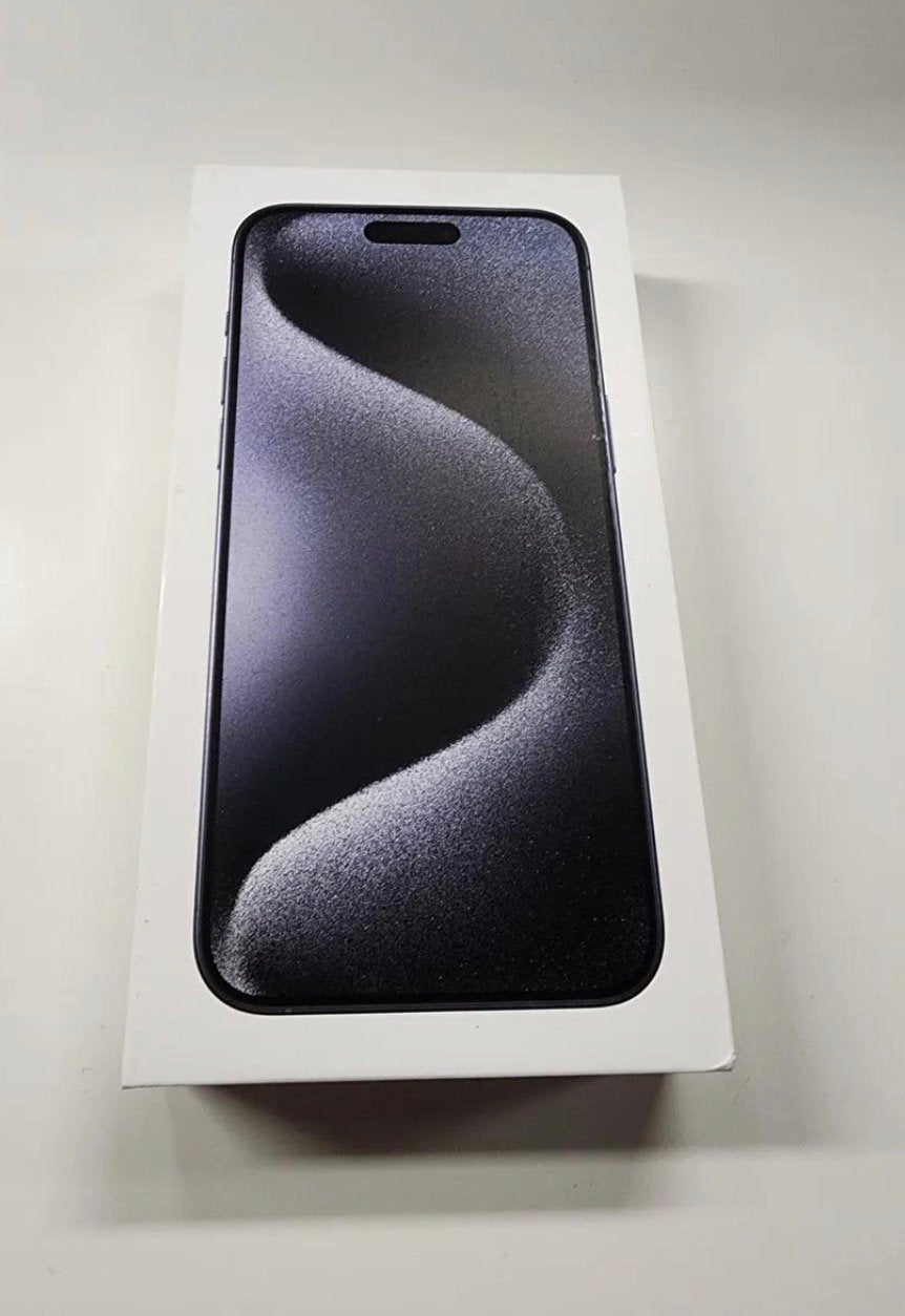 IPHONE 15 PRO MAX DANS SA BOÎTE !, Télécoms, IPhone 15 Pro Max, Enlèvement, 100 %, Noir