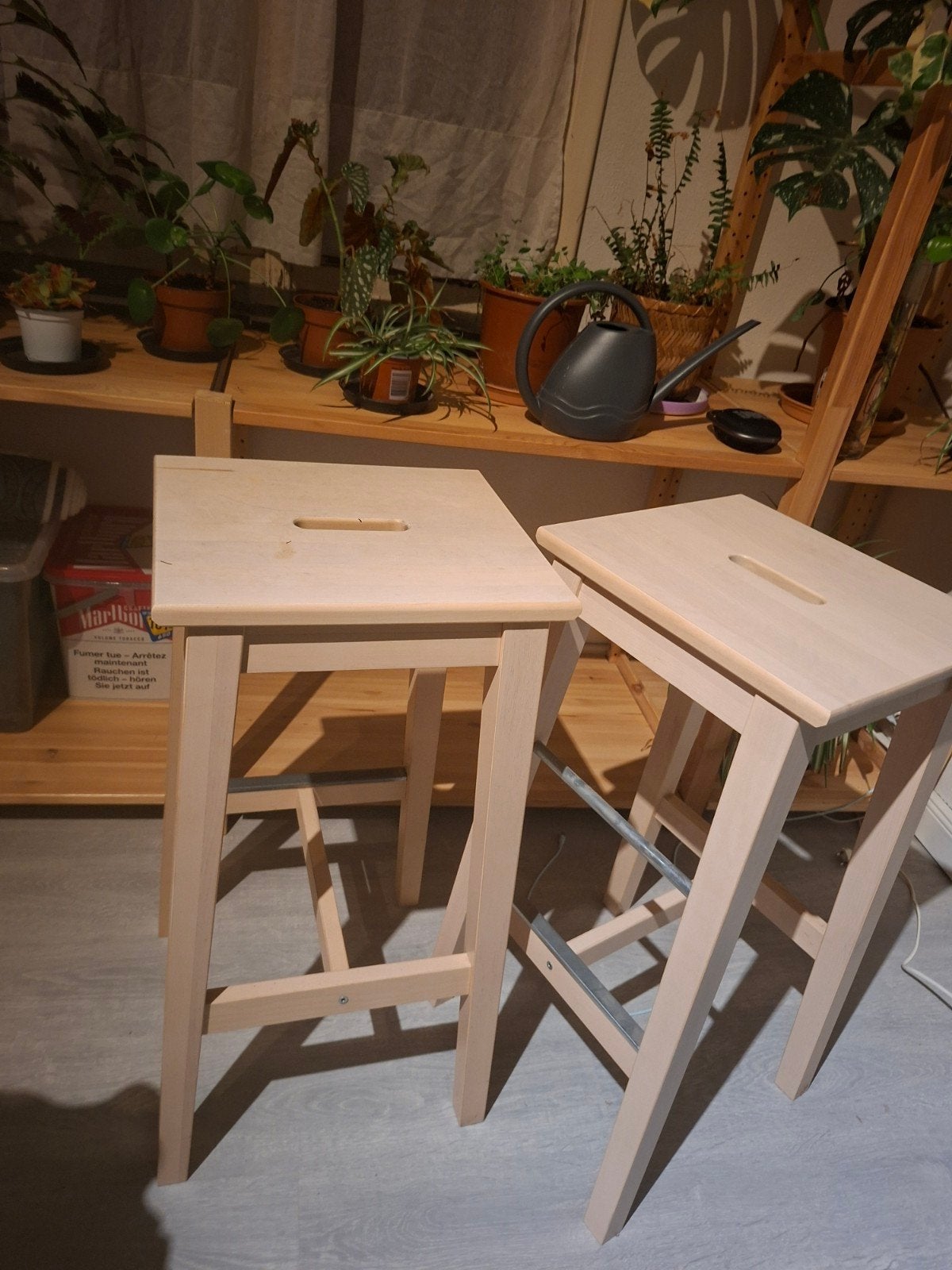 2 ikea barkrukken, Huis en Inrichting, Barkrukken, Ophalen, Met voetsteun, 60 tot 90 cm, Zo goed als nieuw