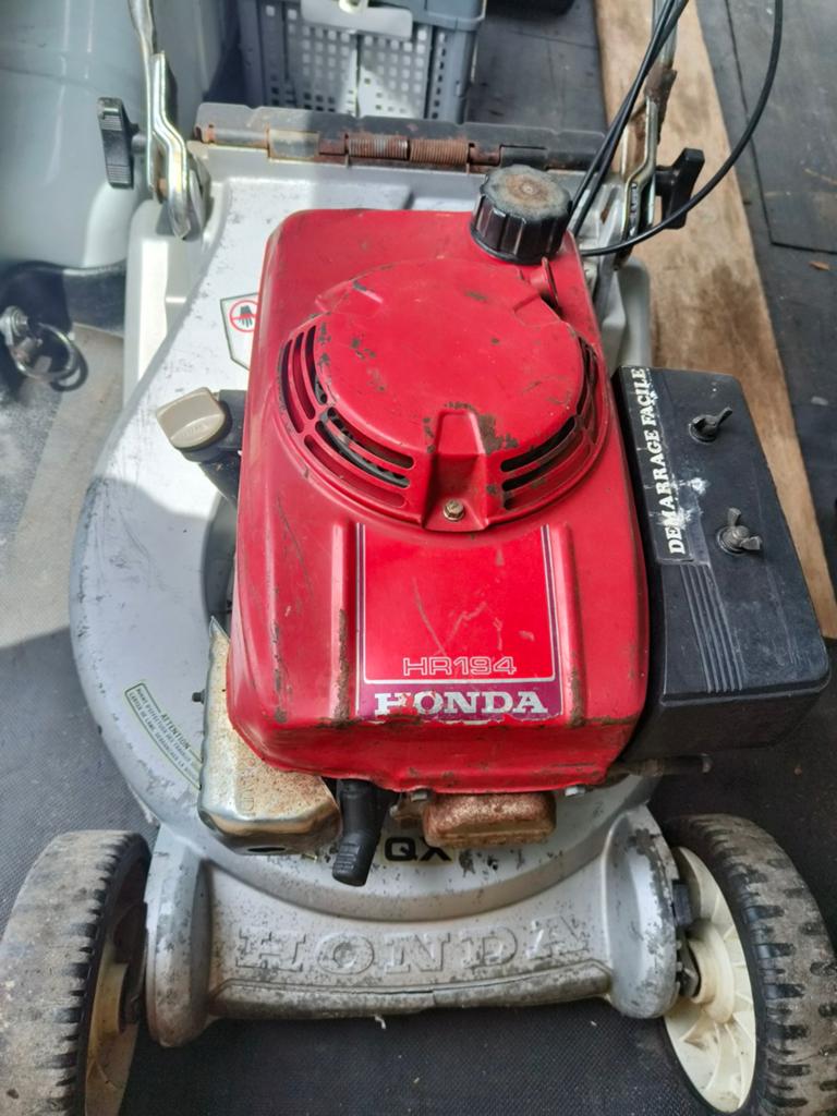 Honda HR194 grasmachine met rol Honda QX, Tuin en Terras, Grasmaaiers, Ophalen, Opvangzak