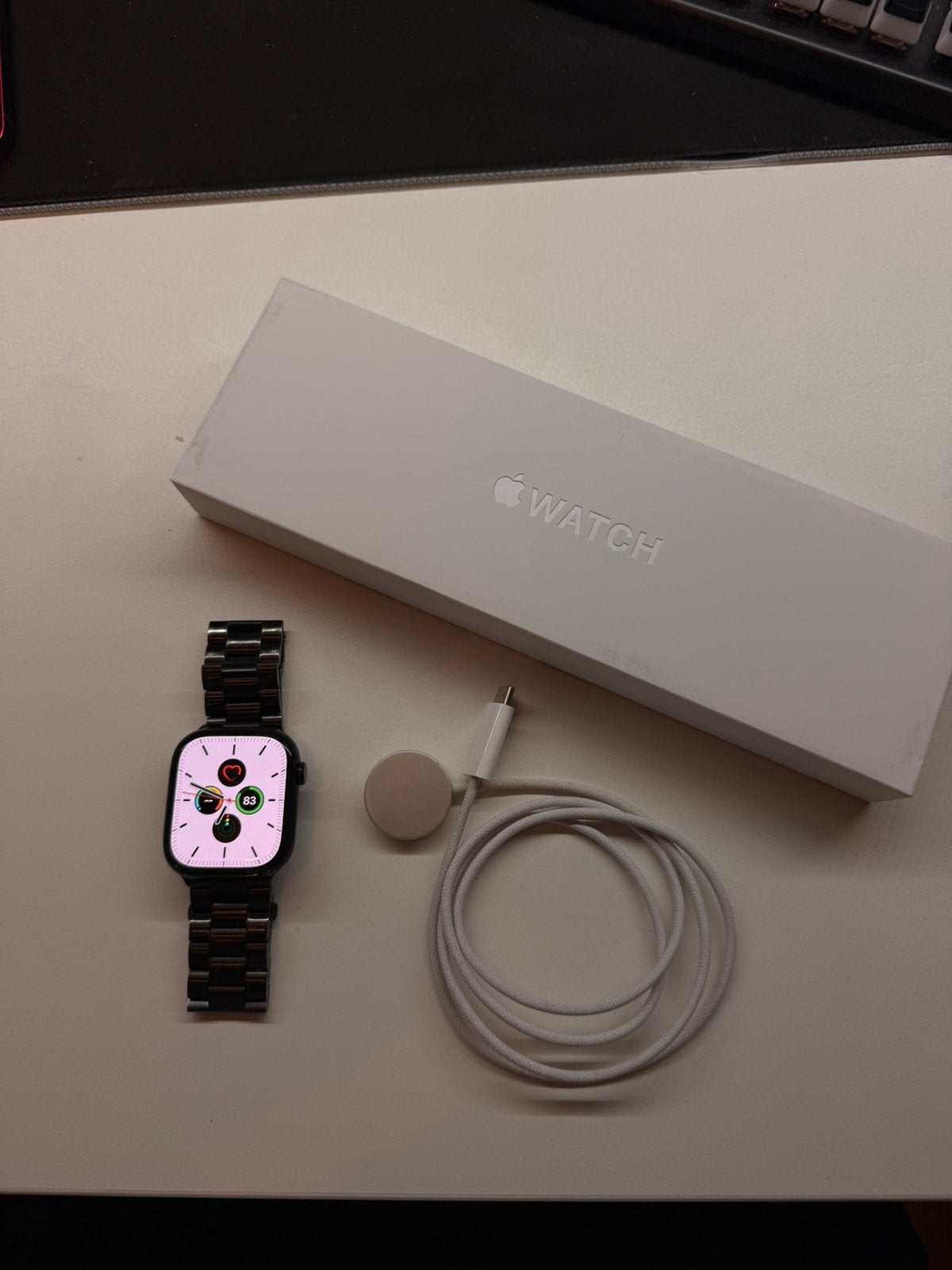 Apple watch 10 46mm Black, Enlèvement ou Envoi, Comme neuf, Noir, IOS