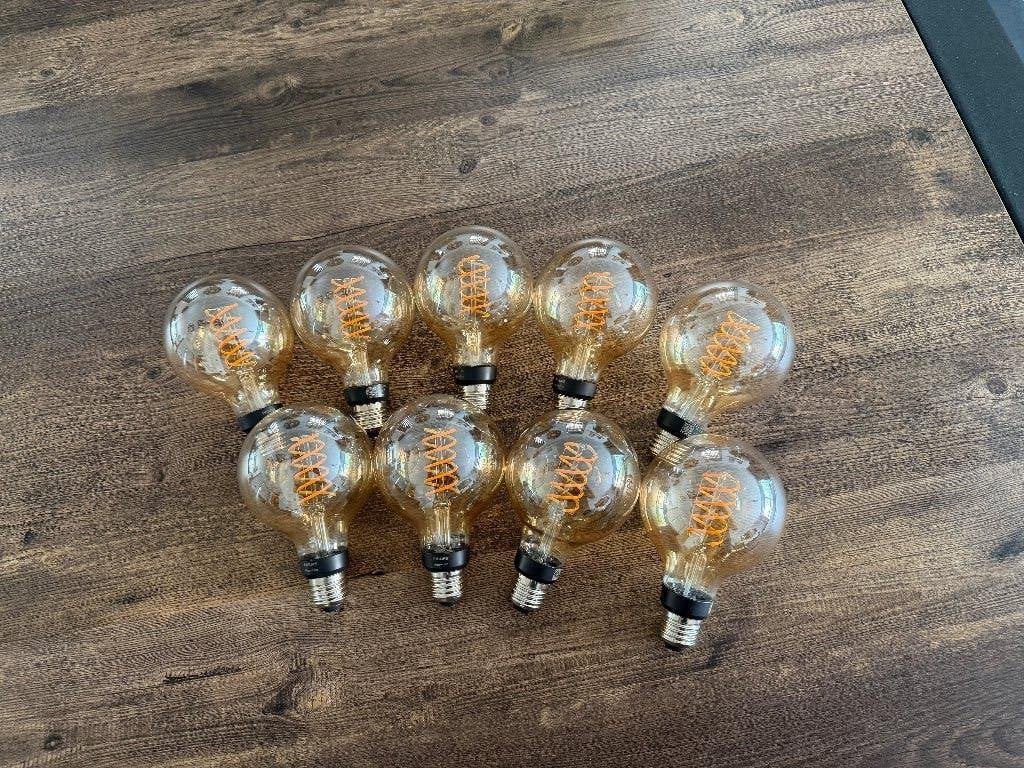 Philips Hue Filamentlamp White Globe G93 E27, 30 tot 60 watt, Philips Hue, Zo goed als nieuw, Bluetooth