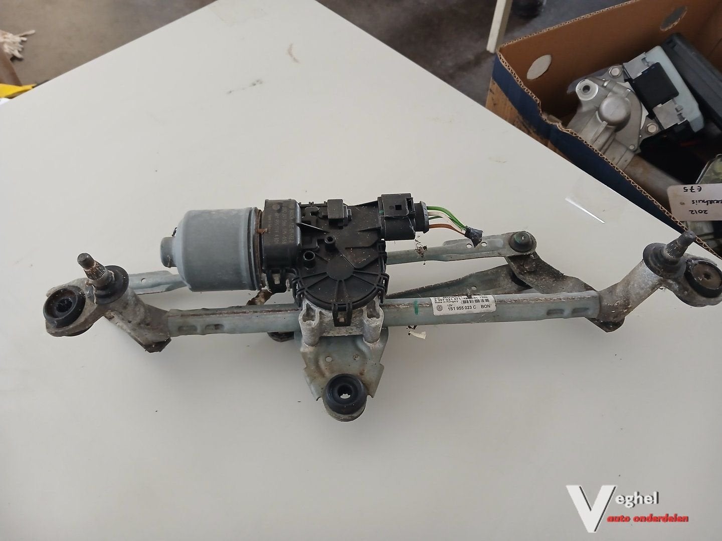 VW Up 1.0B 3drs ruitenwissermotor met mechanisme '12, Gebruikt, -, -, Ophalen of Verzenden