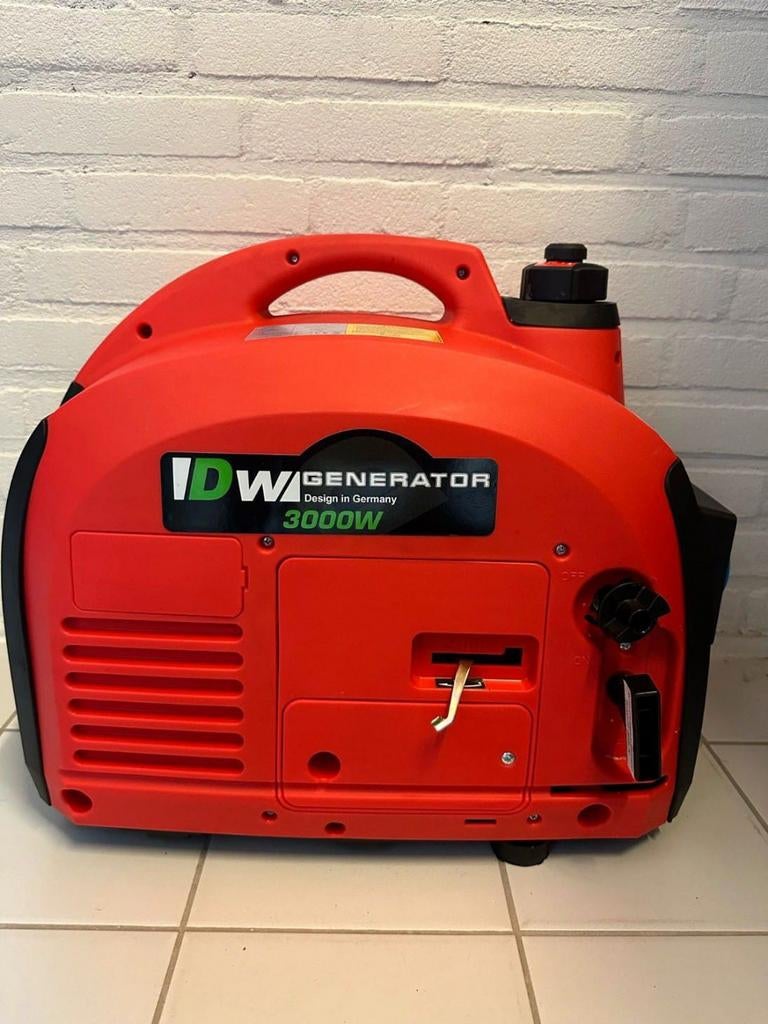 Stroomgroep/generator camping model 3000w nieuw gratis bezor, Doe-het-zelf en Bouw, Benzine, Geluidgedempt, Nieuw, Ophalen of Verzenden