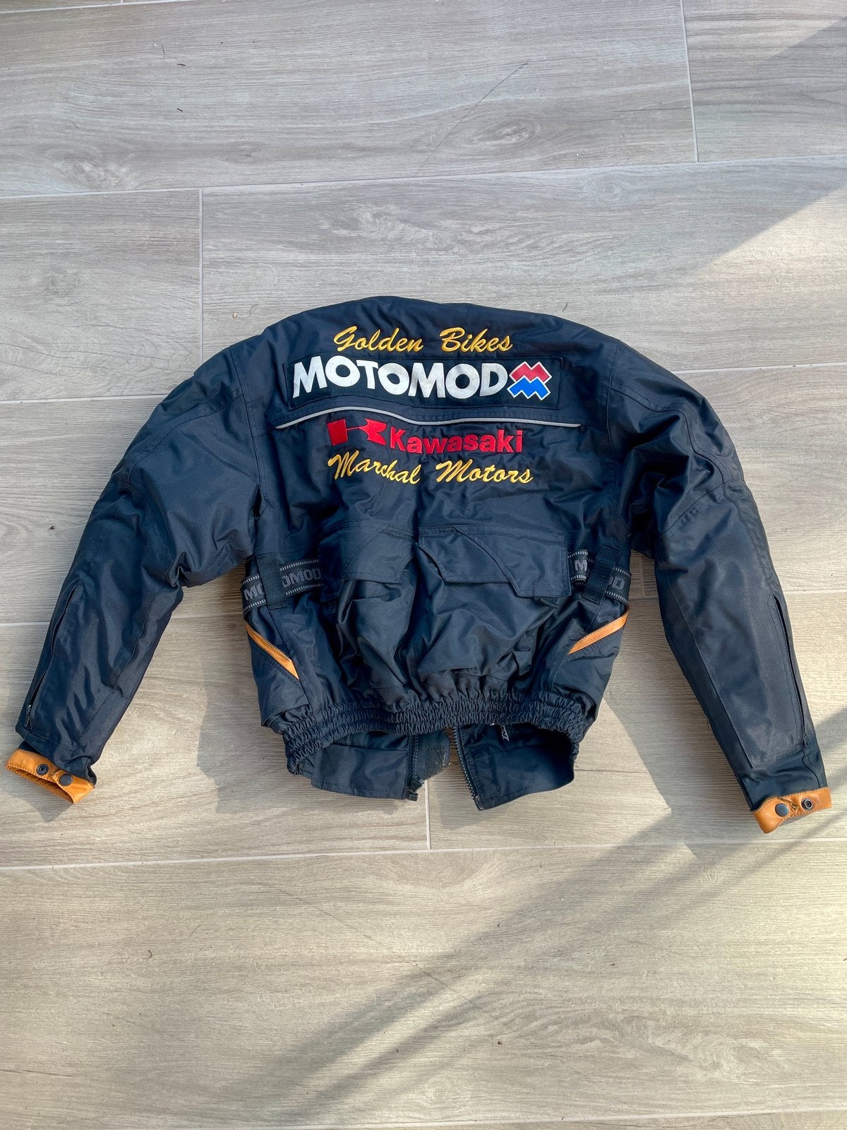 Motovest Kawasaki, Motoren, Ophalen