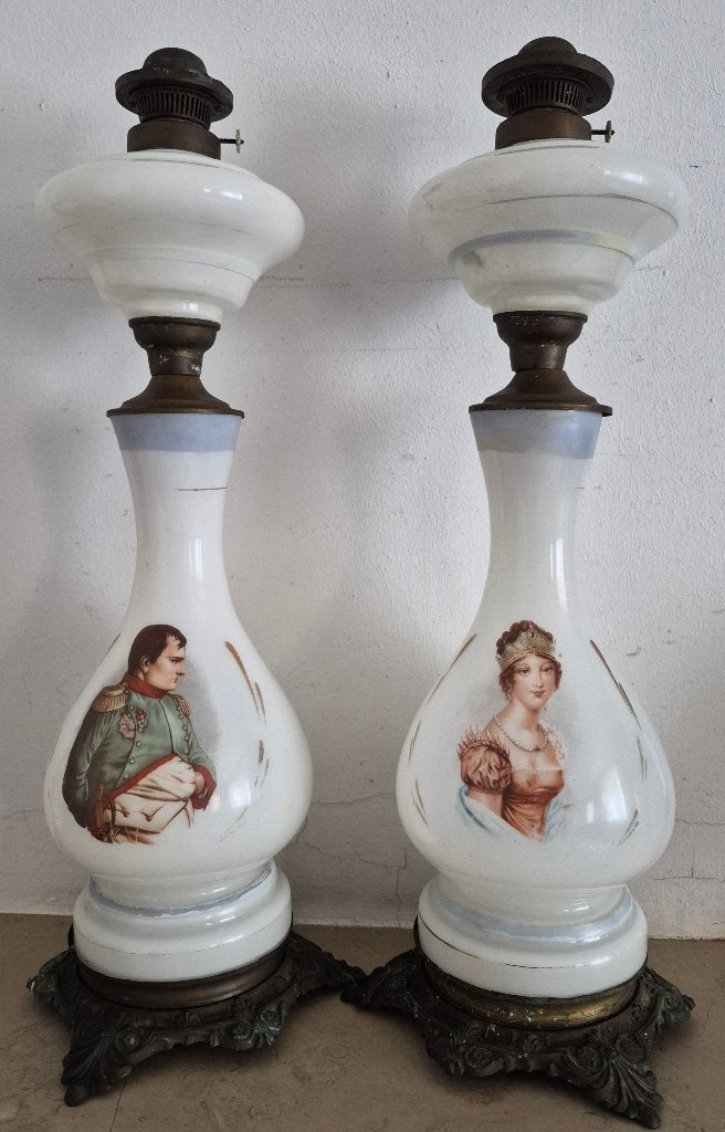 opaline glazen napoleon josephine portret olielampen, Antiek en Kunst, Ophalen