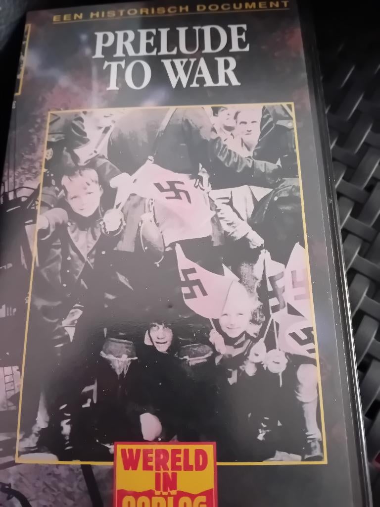 Cassette vhs prelude to war, Enlèvement ou Envoi