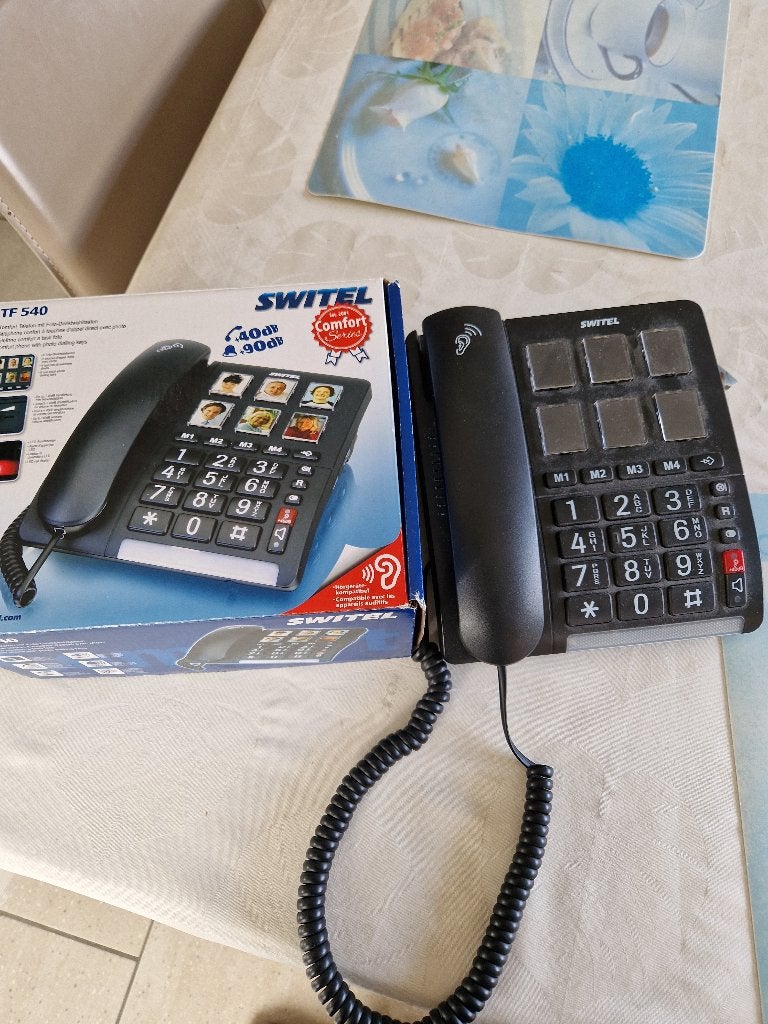 Seniorentelefoon switel, Télécoms, Téléphones fixes | Filaires, Enlèvement, Comme neuf
