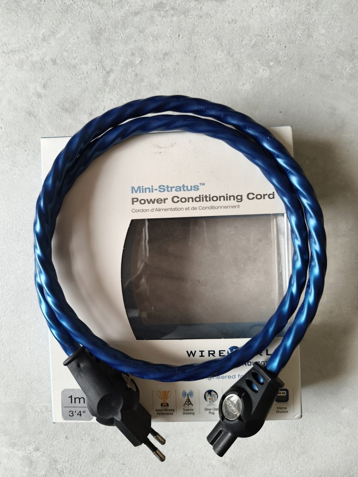 Wireworld mini stratus 1m figuur 8 stroomkabel, Audio, Tv en Foto, Ophalen of Verzenden, Zo goed als nieuw