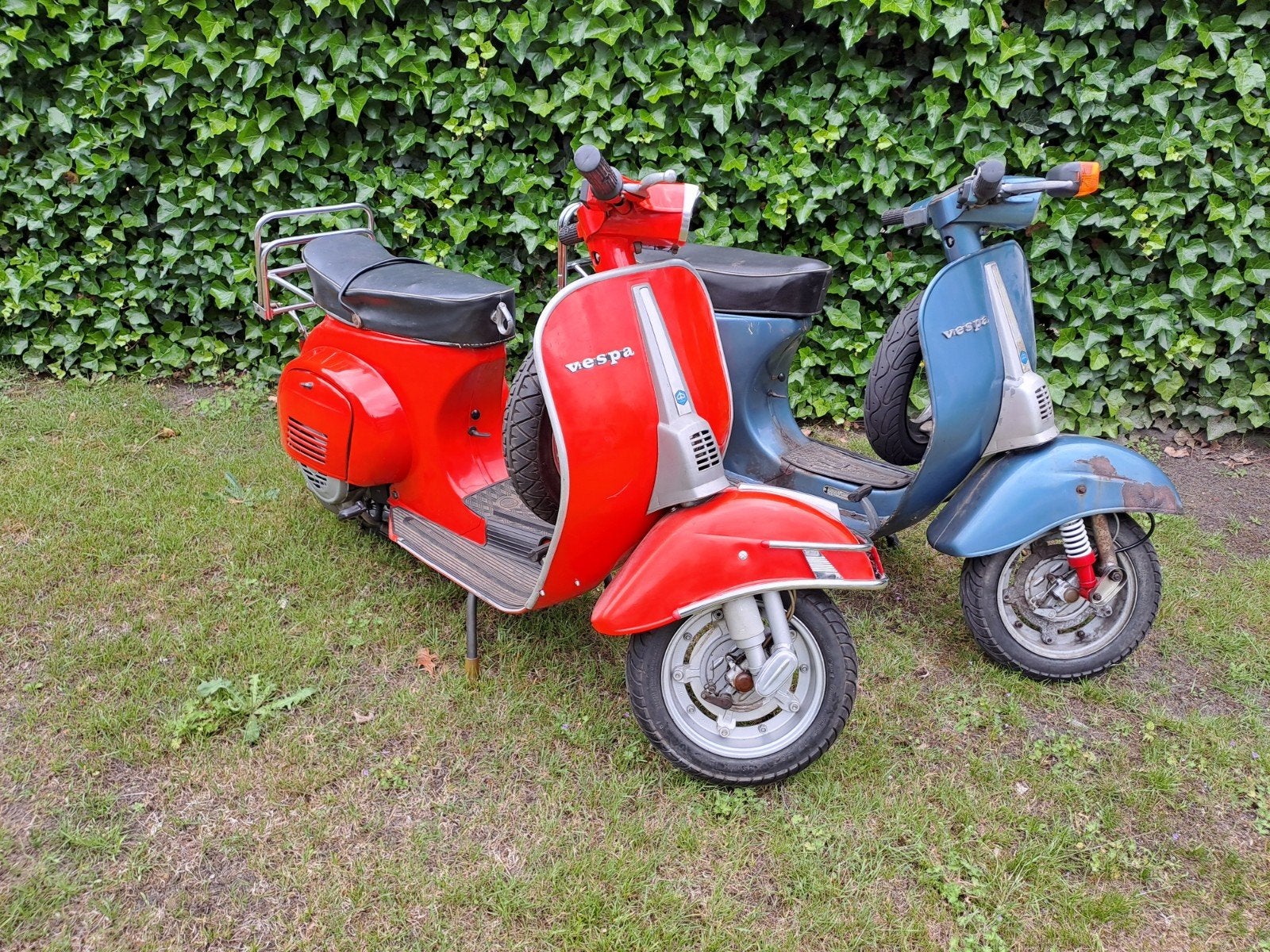 2x Vespa 50 Special "Beauty and the beast" 1980 en 1981, Vélos & Vélomoteurs, Scooters | Vespa, Enlèvement