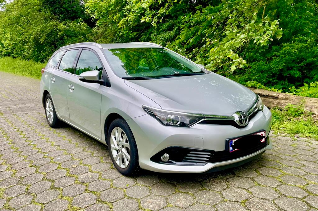 Toyota Auris 1.2 turbo 2017 125.000km, Autos, Argent ou Gris, Achat, Euro 6, 5 portes