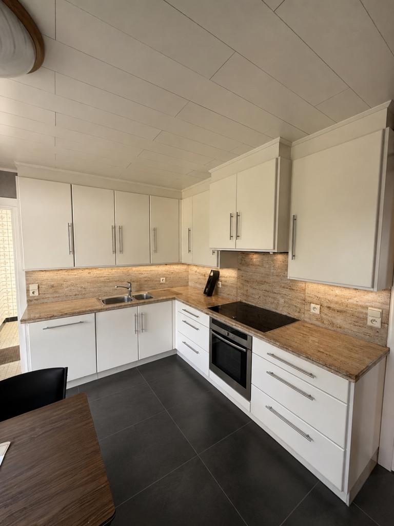 Complete keuken: granieten werkblad + Neff/Miele toestellen, Huis en Inrichting, Ophalen, Wit, Hoekkeuken, Graniet of Steen