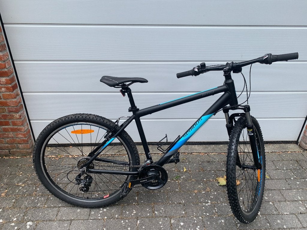 2x Serious Rockville mountainbike, Fietsen en Brommers, Ophalen, 28 inch, Aluminium, Zo goed als nieuw