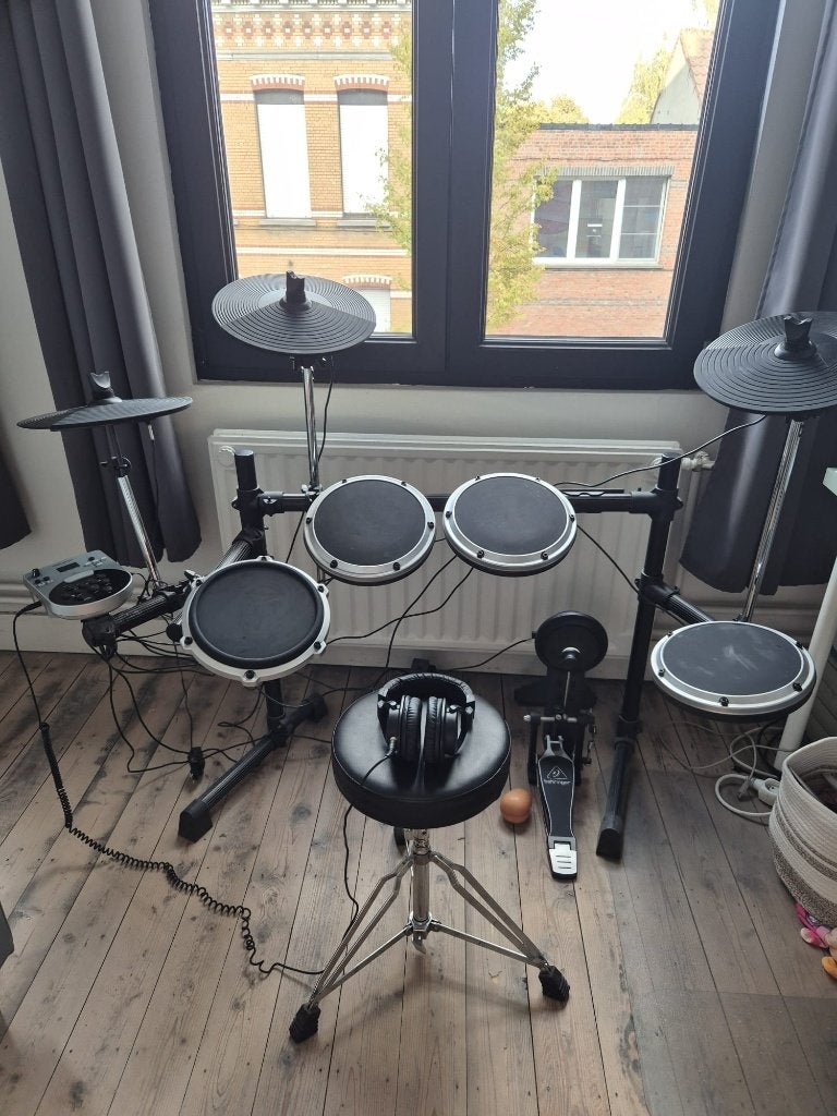 Behringer XD8USB Elektronisch Drumstel, Enlèvement, Comme neuf, Autres marques, Électronique