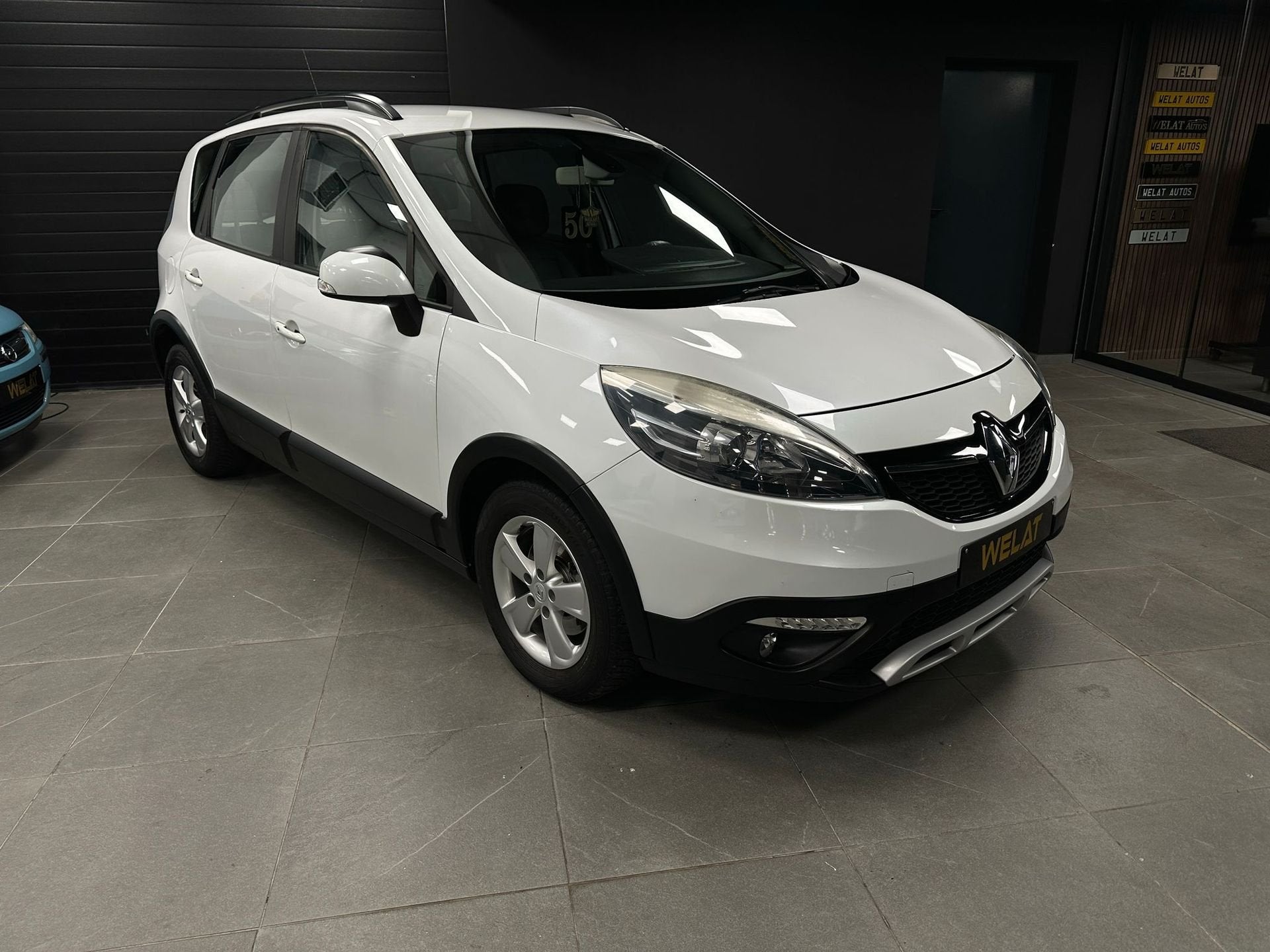 RENAULT XMOD MEGANE SCENIC 2014 BENZINE, 1197 cm³, Achat, Entreprise, Boîte manuelle
