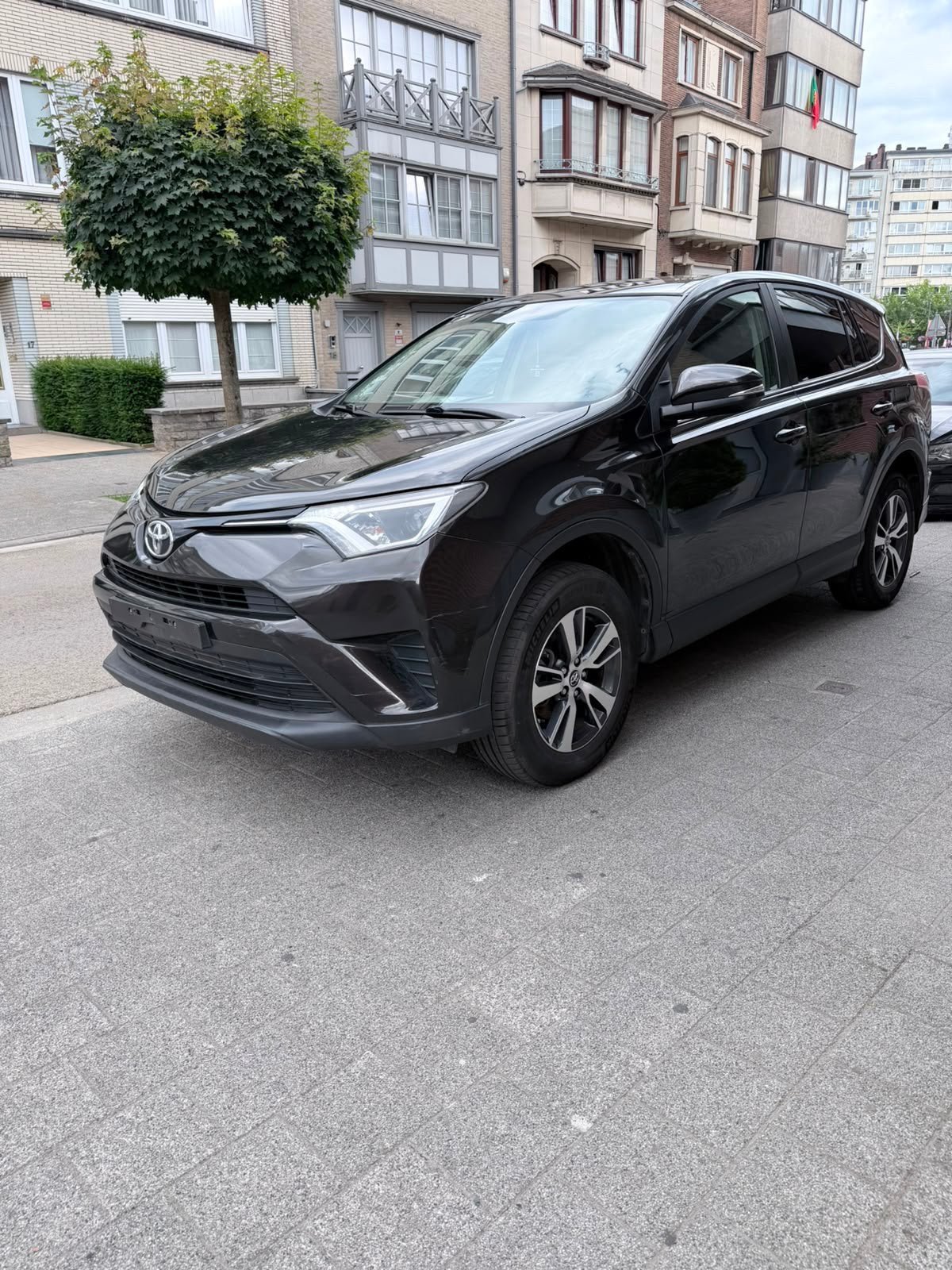Toyota rav4 diesel 168dkm schoon 0485905657, Auto's, Toyota, Voorwielaandrijving, Euro 5, Stof, Bedrijf