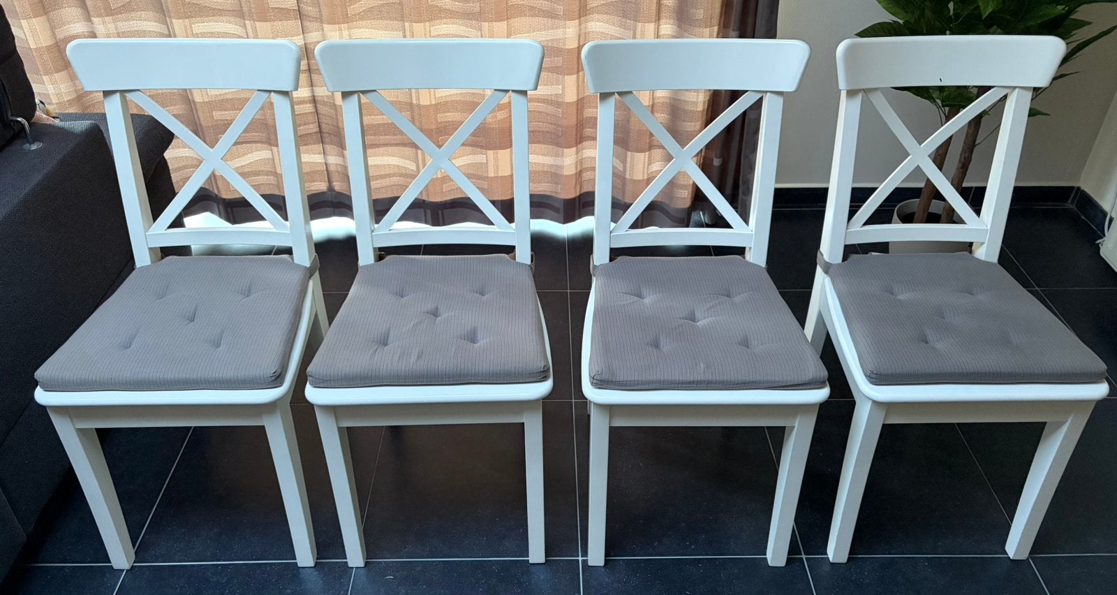 4 stoelen + 2 bijpassende kinderstoelen, Huis en Inrichting, Ophalen, Gebruikt, Wit, Landelijk