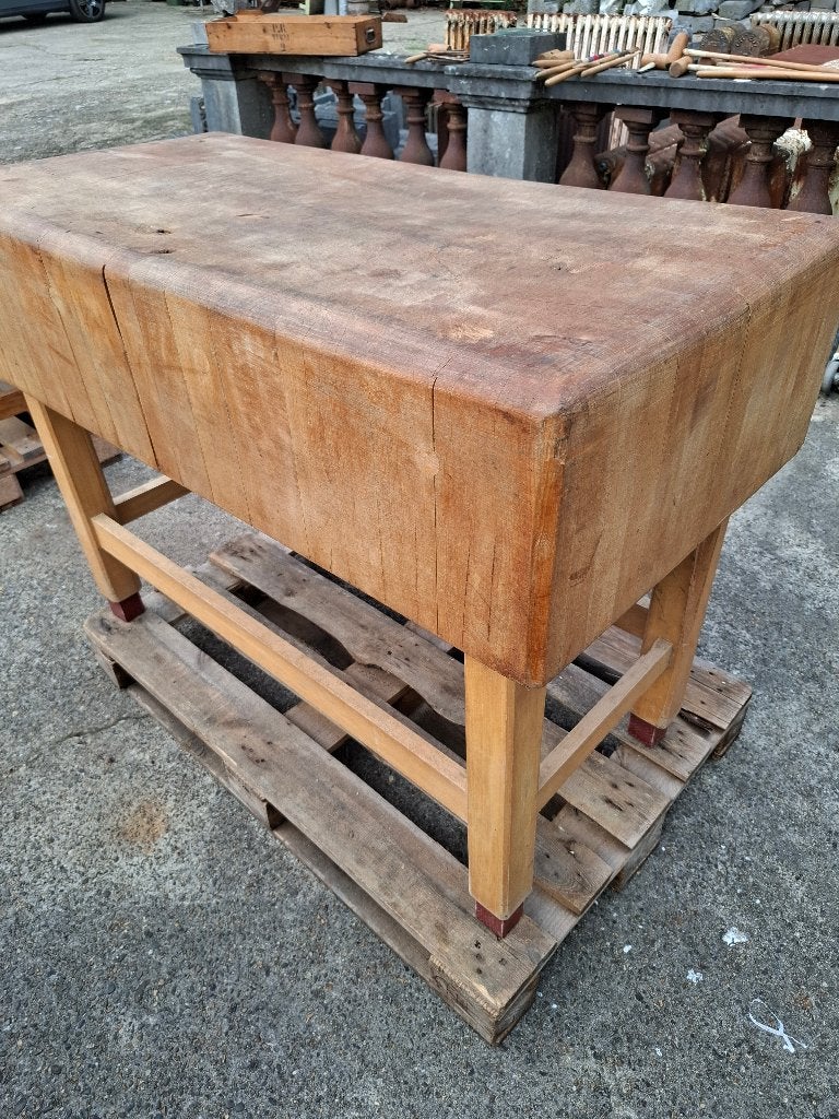 Karaktervol Blokvlak Slagersblok (124x60x91 cm), Huis en Inrichting, Ophalen, Gebruikt, 100 tot 150 cm, Minder dan 100 cm
